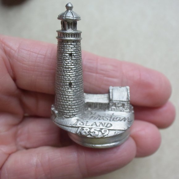 3 Miniature Pewter Handcrafted Canadian Lighthouses Signed by Artist - Picture 8 of 9